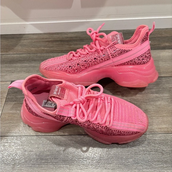 Steve Madden MAXIMA HOT PINK SNEAKERS 8 - Picture 4 of 6